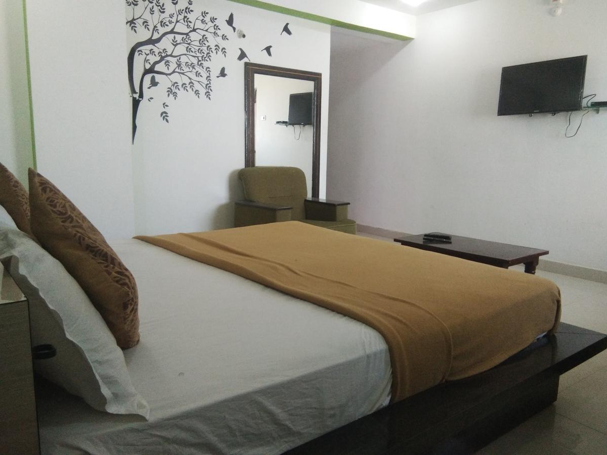 Sairam Residency Hotel Tirupati Exterior photo